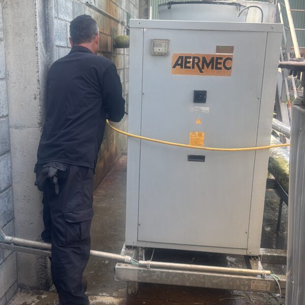 4DF08D9F-254E-4DD6-829D-83E5BA68B682